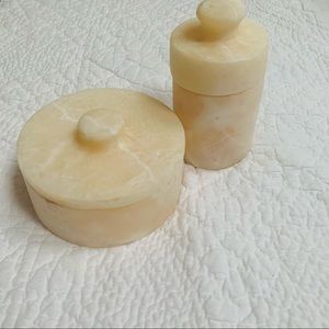 Cream Soapstone Dishes With Lids Set